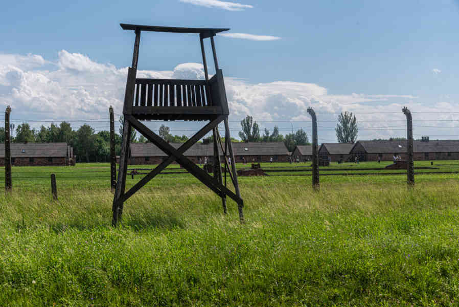 Polonia 062 - Auschwitz ll-Birkenau.jpg
